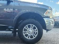 2015 Ram 3500 4WD Crew Cab Laramie - Photo 9