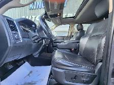 2015 Ram 3500 4WD Crew Cab Laramie - Photo 11