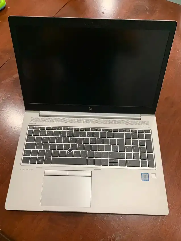 HP elitebook 850 7e gen 16GB RAm 8 CPUs 500 GB SSD FHD mince