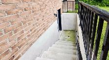 Beautiful 5 Bedroom Ravine House for Sale on a Family Court! - Photo 9