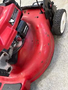 22" Toro Recycler self propelled lawnmower - Photo 9