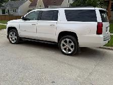 2017 Chevrolet Suburban LT 4WD - Photo 2
