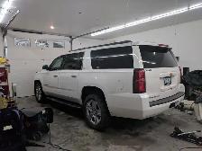 2017 Chevrolet Suburban LT 4WD - Photo 5