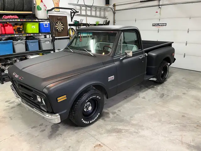 1968 GMC short box step side
