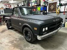1968 GMC short box step side - Photo 3