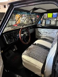 1968 GMC short box step side - Photo 7