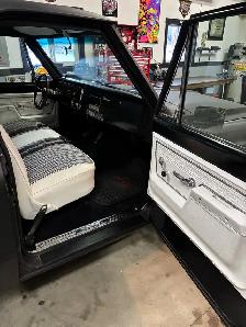 1968 GMC short box step side - Photo 10