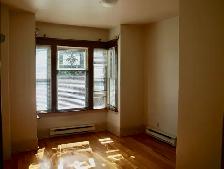 Very large three bedroom - Photo 6