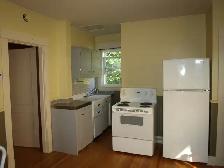 Very large three bedroom - Photo 7