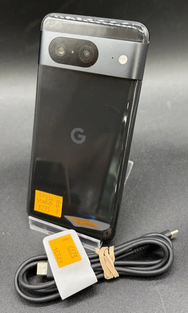 128gb Google Pixel 8 with Charger