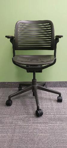 Steelcase Cachet Work Chair