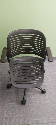 Steelcase Cachet Work Chair - Photo 4