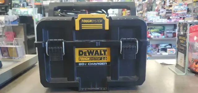 DEWALT ToughSystem 2.0 Charger