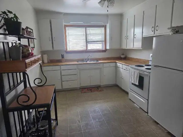 1 bdrm apartment -Sudbury