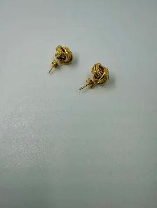 Women's 14K Gold Knot Earrings - Photo 3
