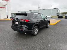 2024 Toyota RAV4 Hybrid LE Hybrid Efficiency. All-Season Confide - Photo 3