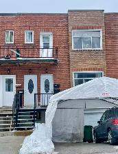 Two rooms in a shared 6 ½ unit near Metros available now
