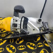 4-1/2 inch  DeWalt DCS571 Compact Circular Saw (#19728) - Photo 5