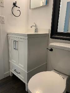 Quiet 2 Bedroom Downtown Available Now! - Photo 8