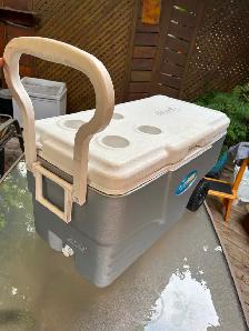 Chest cooler - Coleman Xtreme 62-Quart with wheels - Photo 2