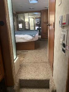 2010 Montana by keystone fifth wheel - Photo 7