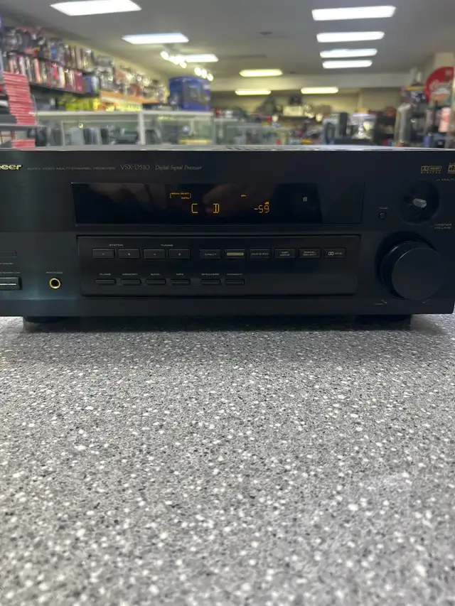 Pioneer VSX - D510 Digital Signal Processor Receiver With Remote