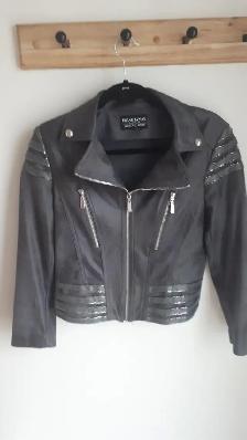 Manteau grandeur petite signé Frank Lyman
