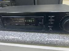 Kenwood KC-209 Stereo Control Amplifier - Photo 3