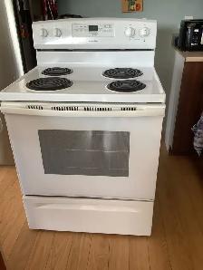 Cuisinière et Hotte