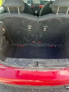 Selling 2011 Mini Cooper standard transmission - Photo 7