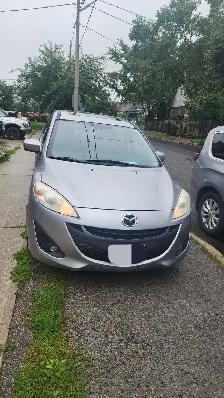 2012 Mazda 5. Low Kms!! - Photo 2