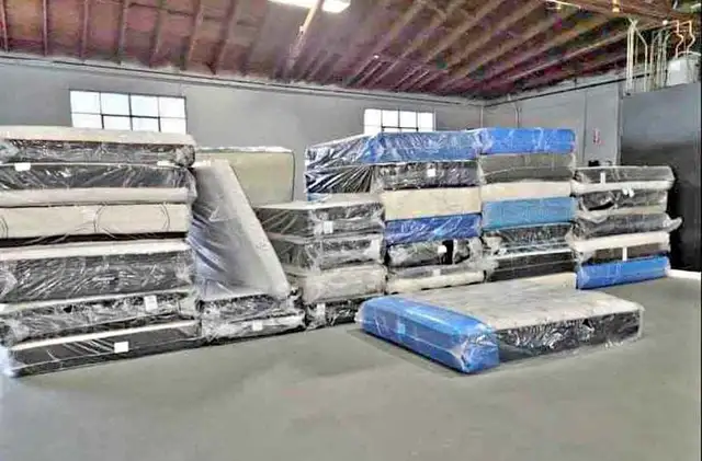 Queen bed and mattress DM for real price