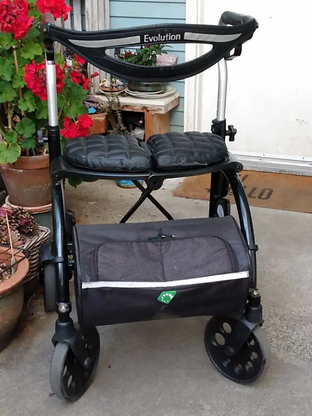 Rollator (Evolution brand)