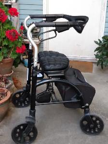 Rollator (Evolution brand) - Photo 2