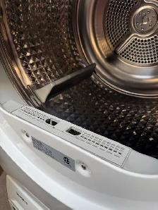 USED LESS THAN 1YEAR SAMSUNG SET APARTMENT SIZE WASHER AND DRYER - Photo 8