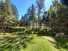 CONDO HAUT DE GAMME – AU PIED DU MONT HABITANT / BORD DU LAC