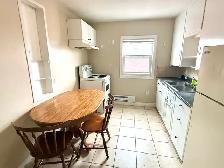 1 Bedroom apartment Available October 1st