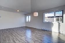 LOGEMENT 4 ½, GARAGE, STATIONNEMENT, GRANDE TERRASSE & CABANON - Photo 11