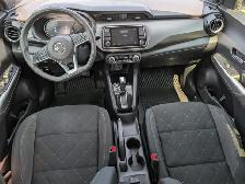 2019 NISSAN KICKS - Photo 12