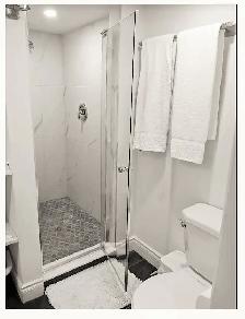 FULLY FURNISHED PRIVATE APARTMENT NORTH YORK - Photo 4