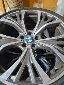 Set of 13' high-end BMW rims with 3 of 4 LP tires - Photo 4