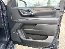 2024 Chevrolet Suburban Premier - Photo 29