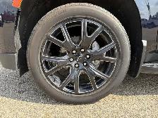 2024 Chevrolet Suburban Premier - Photo 32
