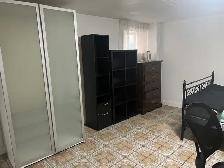 private room on Renfrew and Gravely Street - Photo 4