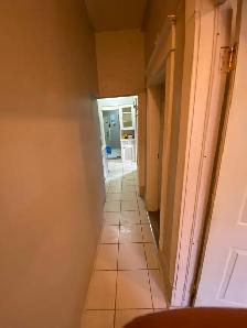 GROUND FLOOR – ONE BEDROOM   LIVING ROOM – SPACIOUS 800 SQ FT - Photo 6