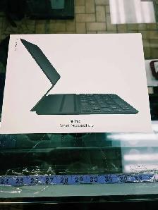 Smart Keyboard