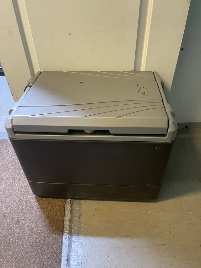 Coleman 564 Electric Cooler