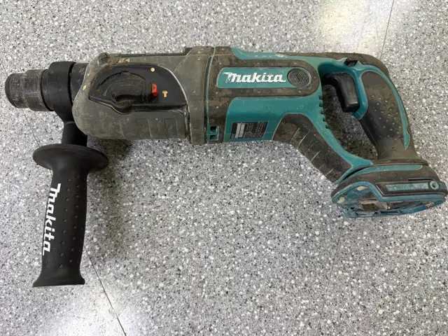 Makita DHR241 18V Rotary Hammerdrill Tool only