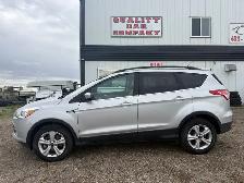 2016 Ford Escape SE - AWD - Clean Carfax, good service history - Photo 2