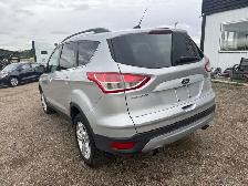 2016 Ford Escape SE - AWD - Clean Carfax, good service history - Photo 3